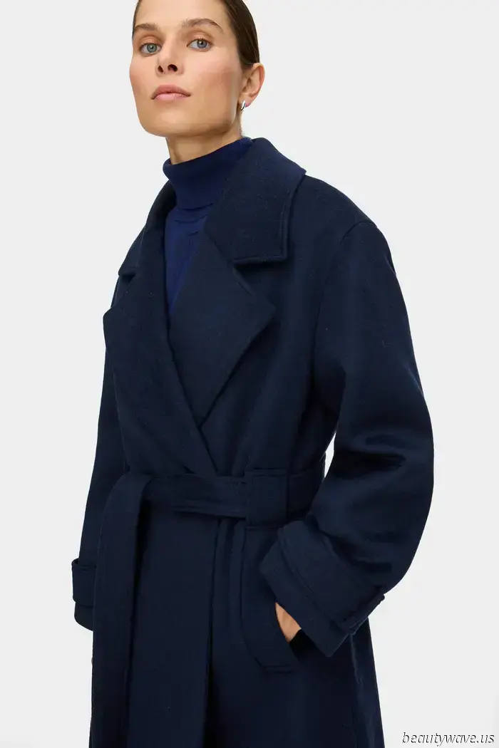 Sienna Miller recently donned the stylish high-street coat that editors have adored for years—and it’s still available.