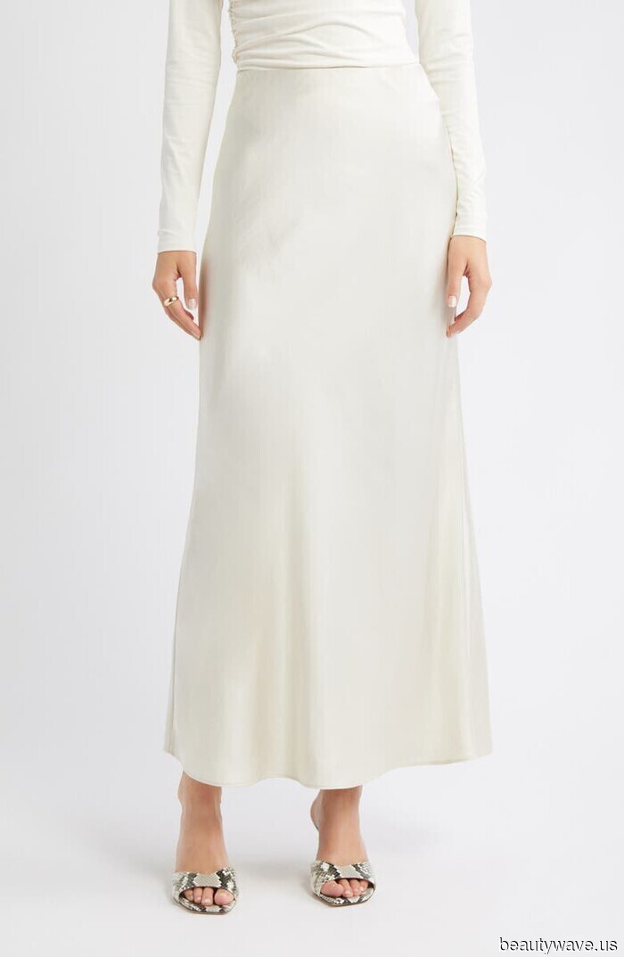 Il Colore Anti-Tendenza da Indossare Dalla Testa ai Piedi Questo Inverno (Suggerimento: Non È Bianco o Nero)