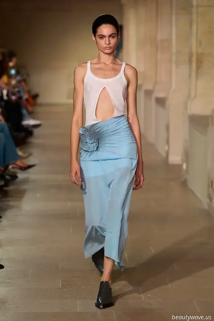This Victoria Beckham collection drew inspiration from Romeo + Juliet, The Virgin Suicides, and films from the late '90s.