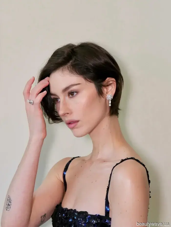13 Stylish Wedding Guest Hairstyles for Every Date on Your Calendar This Season