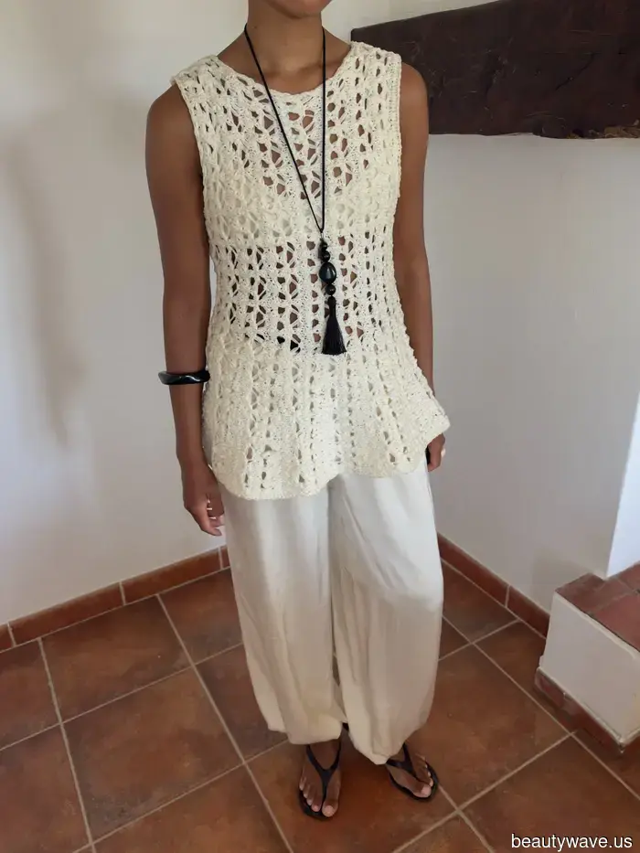 Halt die Spitze&mdash;Die It-Girls tragen stattdessen diesen schickeren Mikrotrend in all ihren Sommer-Outfits 2026.