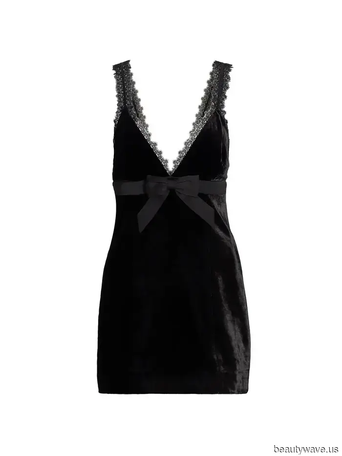 Everything You Need: What to Wear While Hosting During the Holiday Season