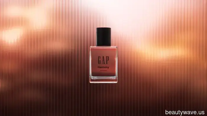Erba! Sogno! Paradiso! Gap Beauty è tornata, e abbiamo ottenuto un primo sguardo sui profumi resuscitati degli anni '90.