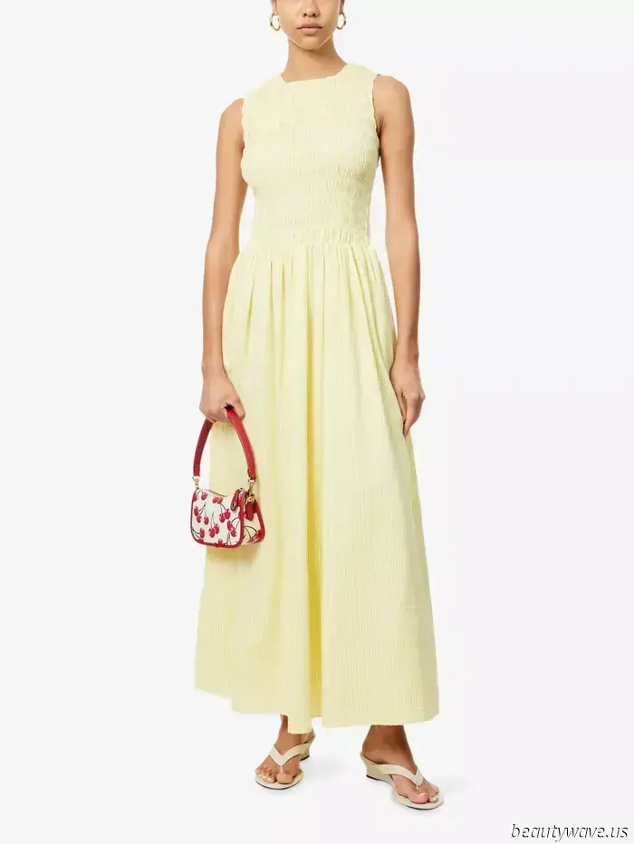 Improvvisamente, tutte le donne più eleganti che conosco scelgono un vestito estivo con questa stampa carina