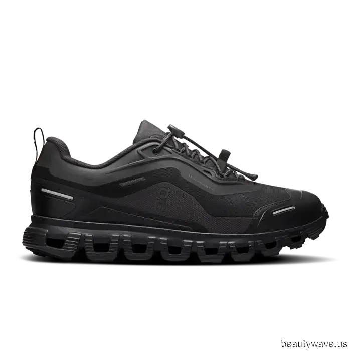 Not Sambas, Not Sneakerinas—This Is the Trainer Style That Most London Girls Prefer Instead