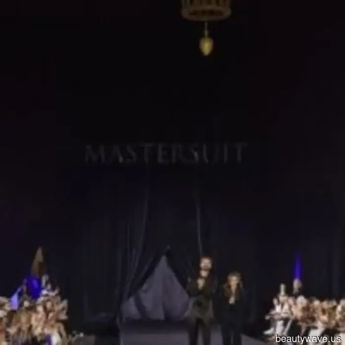 Nueva cápsula ARCHITECTURE Mastersuit