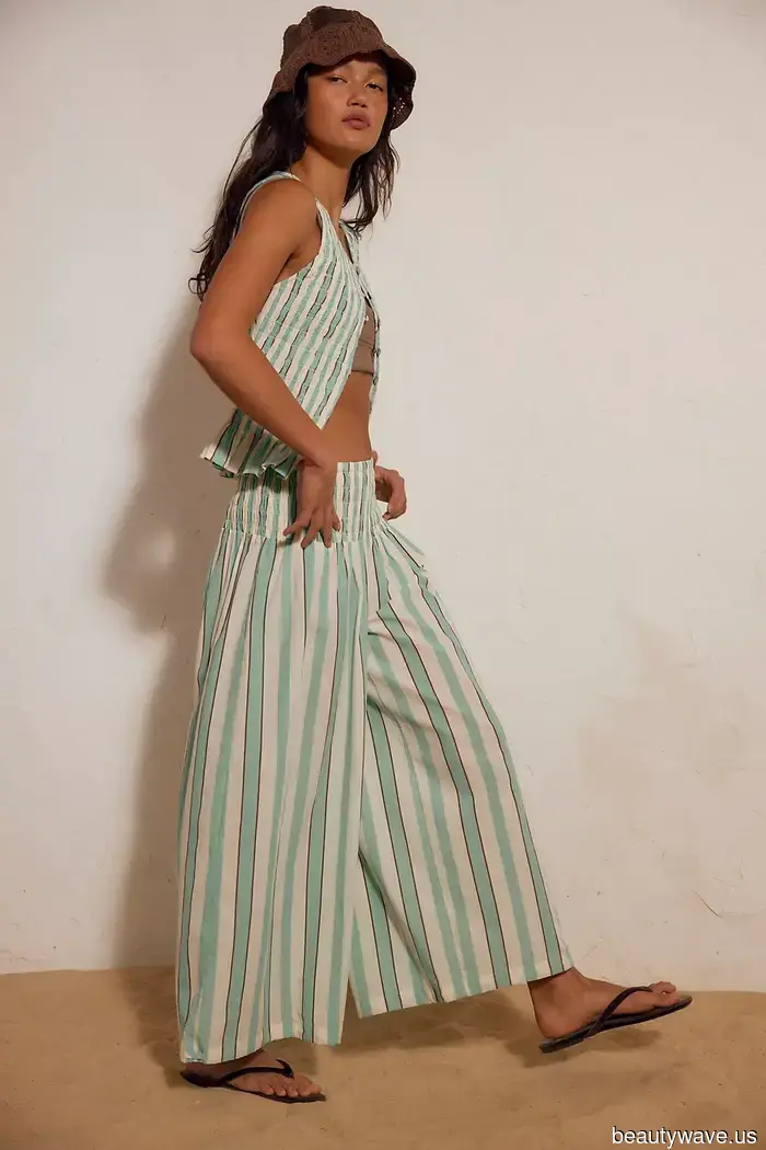 Forget Polka Dots—This Is the Print Trend That It Girls from London to L.A. Are Embracing.