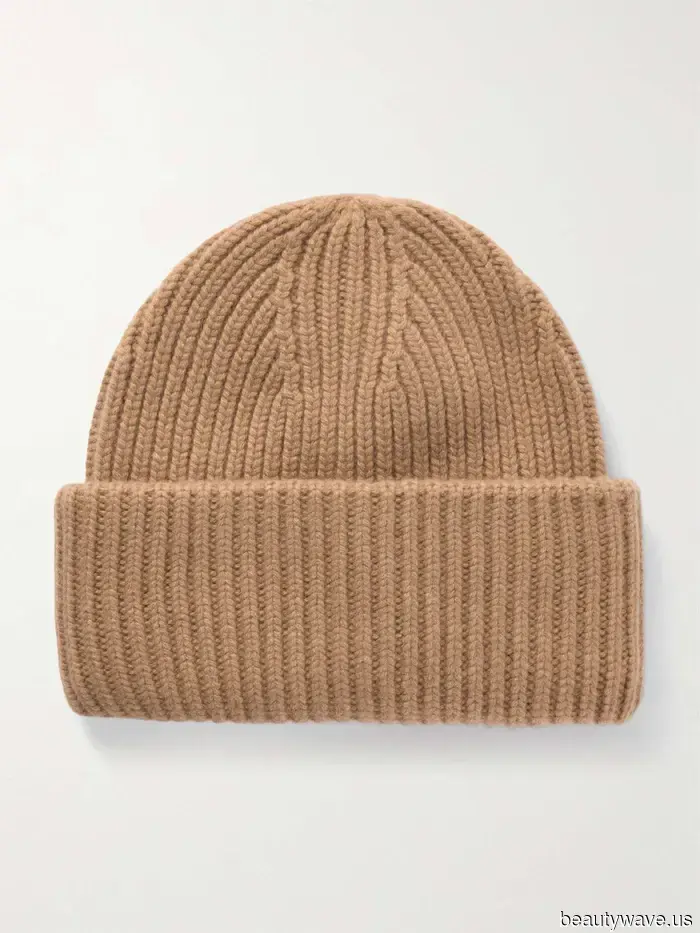 7 Easy Outfit Ideas Fashion Enthusiasts Will Pair With Their Favorite Boots This Season