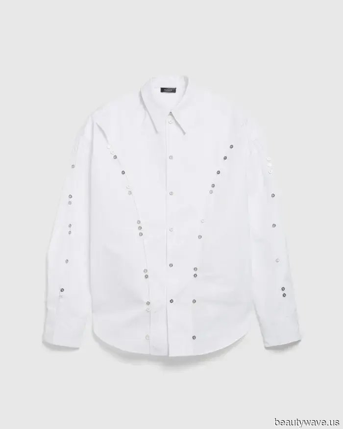 I'm predicting that this quirky micro-trend will be all over the place this fall.