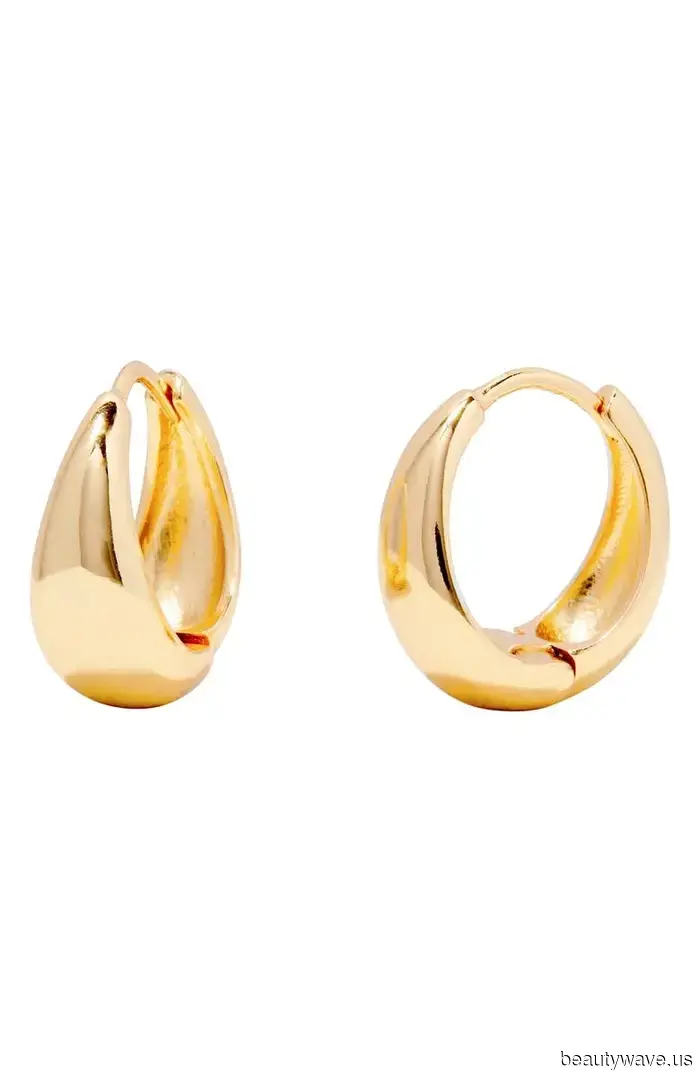 I'm Traveling from NYC to L.A.—Here’s What I'm Bringing for the Month.