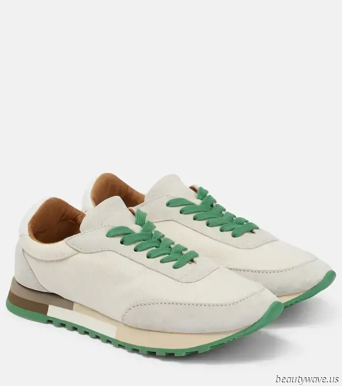 Low-rise jeans and ballet flats appear outdated when compared to the current trend of jeans paired with sneakers.