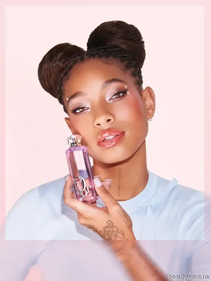 Il Glowdown: Willow Smith sui prodotti per la cura della pelle, i podcast e il suo profumo preferito