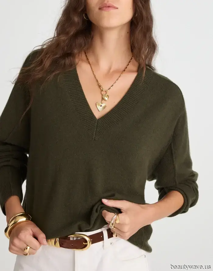 Tutti presto abbandoneranno i maglioni neri per quelli in queste 8 tendenze di colore