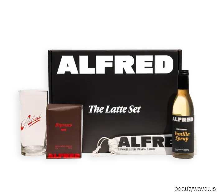 I'm a shopping specialist residing in L.A.—28 stylish items I'm giving to my fellow Angelenos.