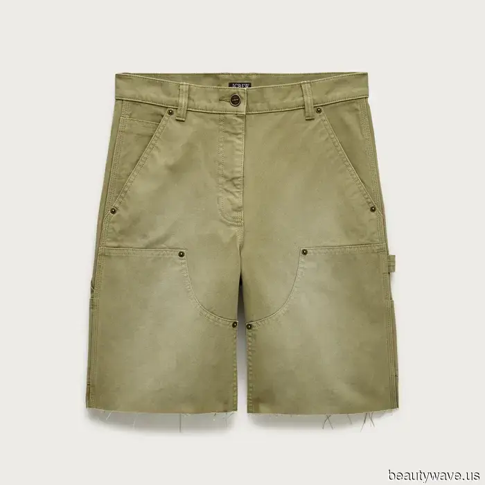 The Exact Length of Shorts Fashionable Girls Are Wearing Right Now