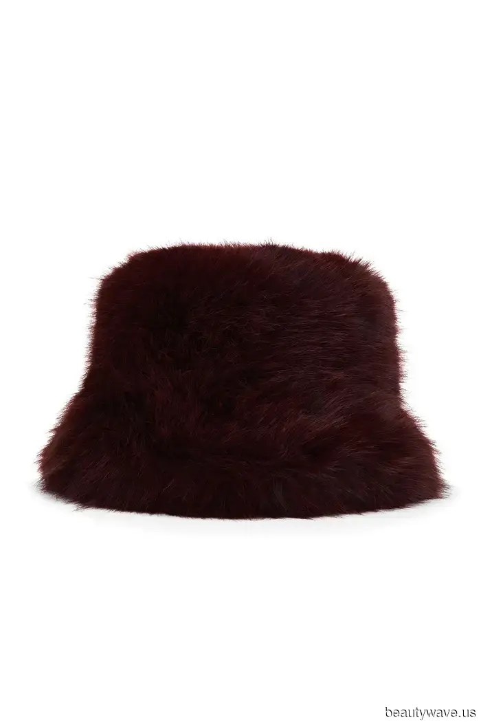 Individuals Who "Understand" Will Be Purchasing These Items to Wear in the Snow