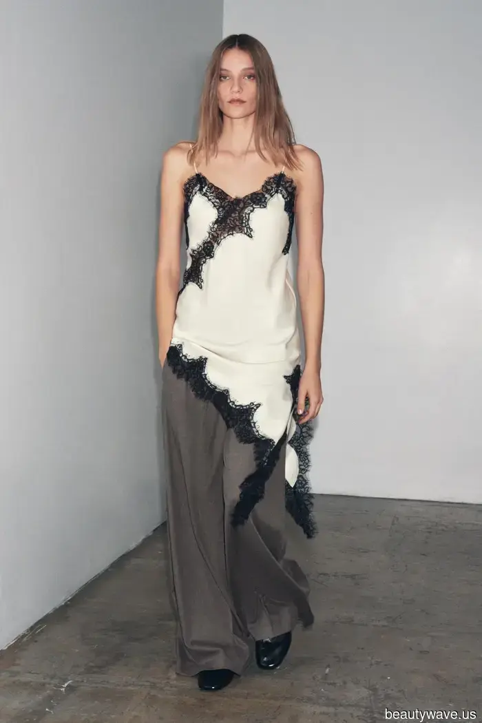 You're definitely a Fashion Person if you're wearing your jeans in this stylish manner for Fall 2025.