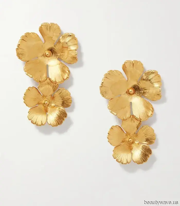 Resulta que este accesorio es la forma más fácil de mejorar tu atuendo básico de jeans y camiseta blanca.