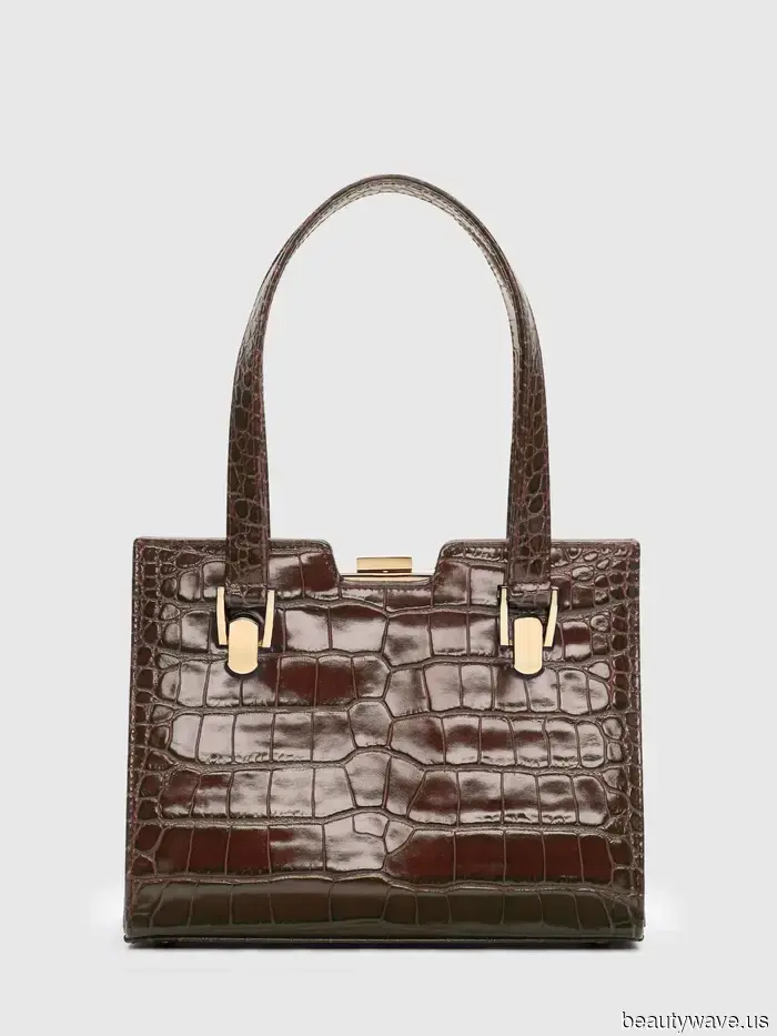 I Keep Noticing These 6 Bag Trends on Every Block in Brooklyn