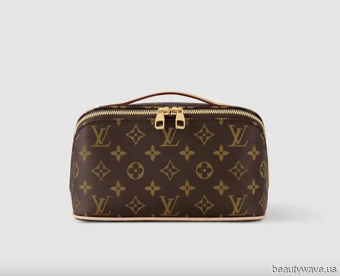 What a 33-Year-Old Mother and Fashion Editor Wishes for This Holiday Season