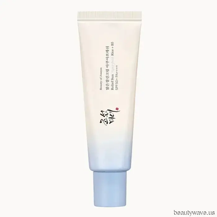 I've tried hundreds of sunscreens—these 11 are completely invisible on my skin.