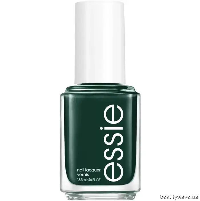 Short nails are effortlessly stylish—20 spring-inspired designs to share with your nail technician.