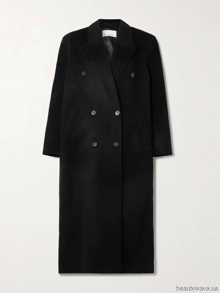 5 Ways Fashion Enthusiasts Are Transforming Leggings and a Jumper to Appear Less "Outdated" and More Trendy for 2026