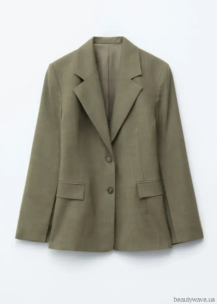 Every style icon over 50 has been frequently showcasing these 5 elegant autumn trends for 2025.