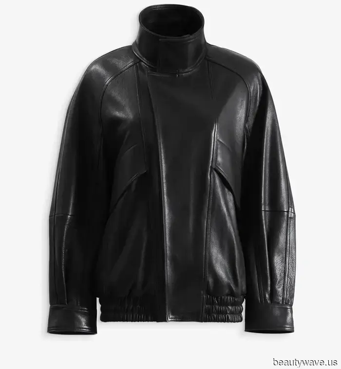 Rosie Huntington-Whitely and Lila Moss believe that this cult jacket trend is poised to take over this winter.