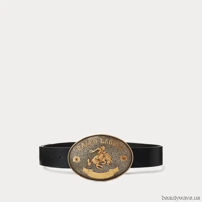 Forget about Parisian style—this fall, every stylish person is embracing a different aesthetic.