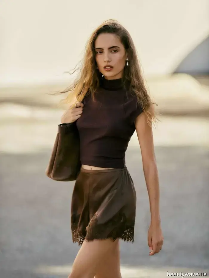 No es un cuello de tortuga, ni un cuello redondo: este estilo de punto elegante está dominando en este momento.