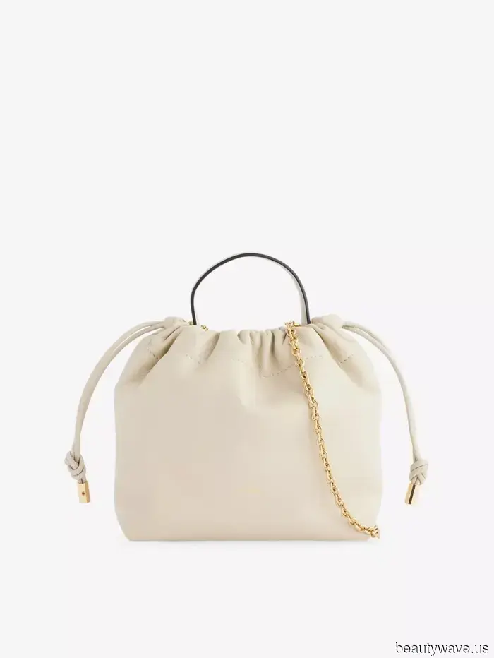 Trust Me, I'm a Fashion Editor—Here Are the Designer Accessory Trends Worth Investing In for Spring 2026.