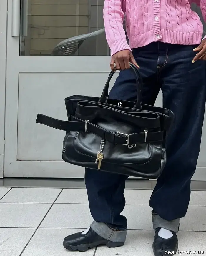 These Controversial Sneakers Are Set to Be the Most Popular Purchase of 2026