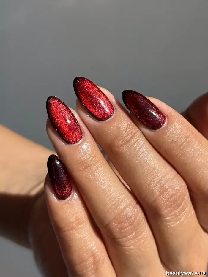 Only the Most Sophisticated Individuals Will Adorn These 13 Christmas Nail Designs.