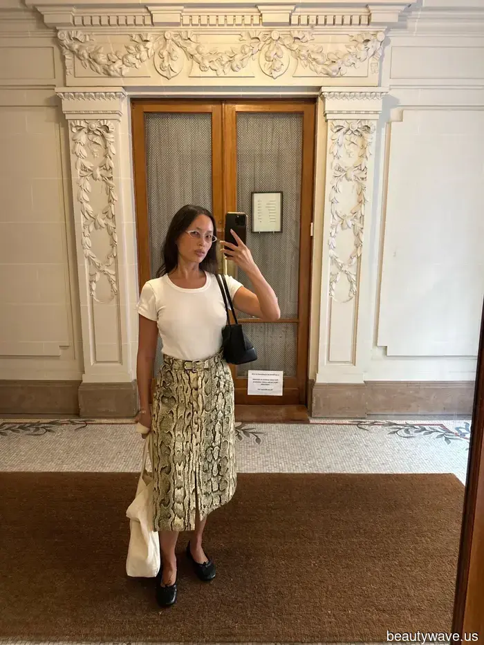 8 Chic Outfits That French It Girls Are Sporting with Ballet Flats Instead of Heels or Sandals