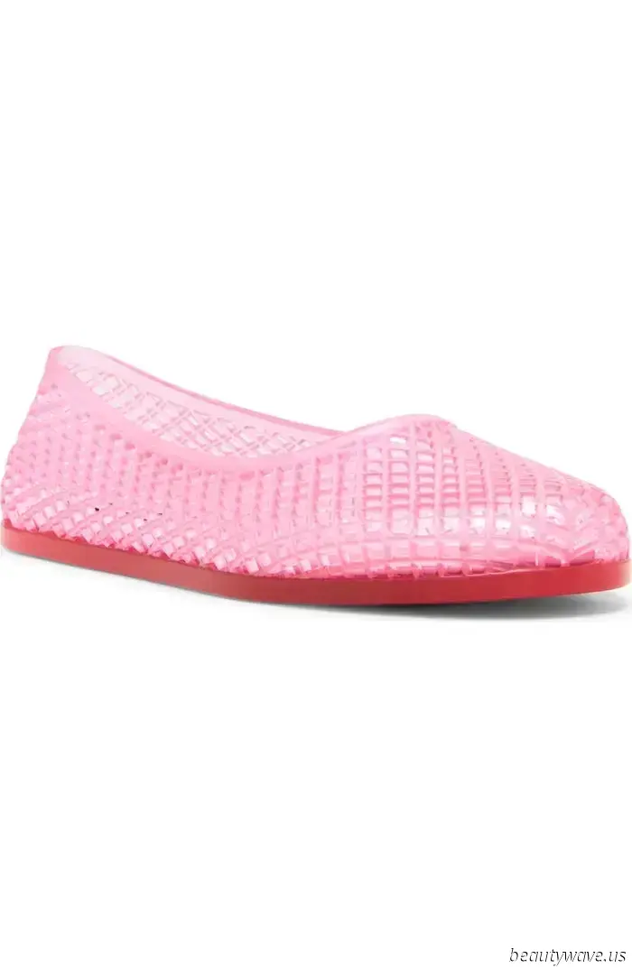 Hold on: Ditch the baby pink trend in favor of this lively alternative.