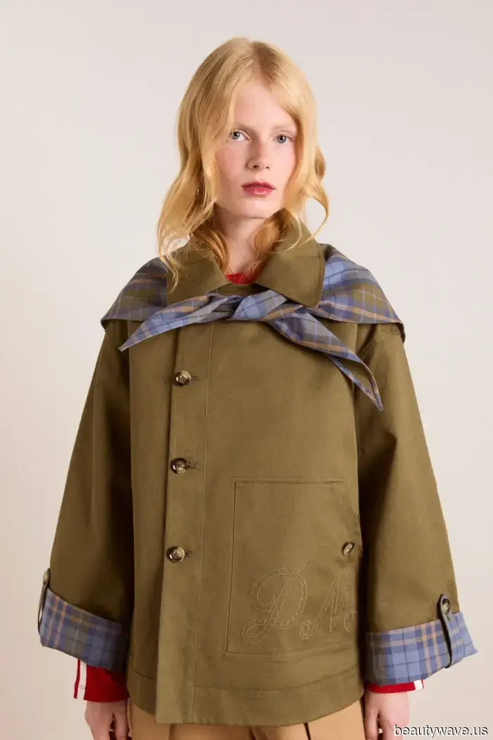 No Offense to My Black Coats, But This New Style Immediately Enhances Every Outfit.