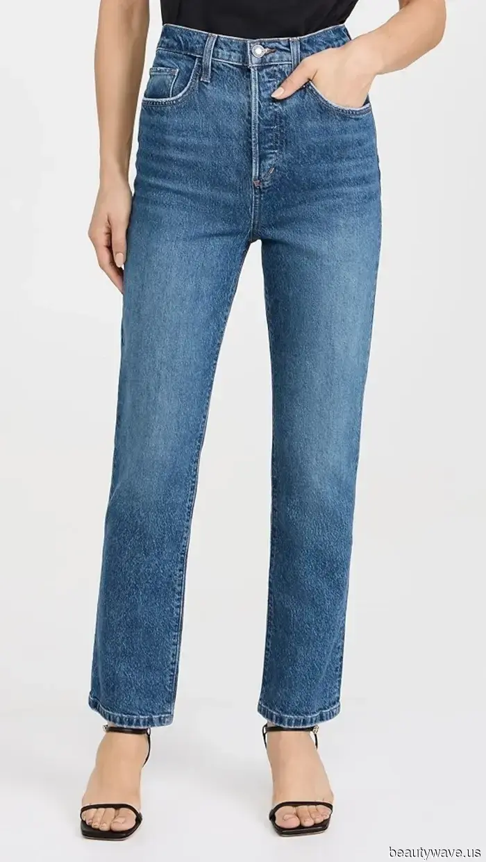 En NYC, usar jeans de tubo en este color con esta tendencia clásica de zapatos es muy 2026.