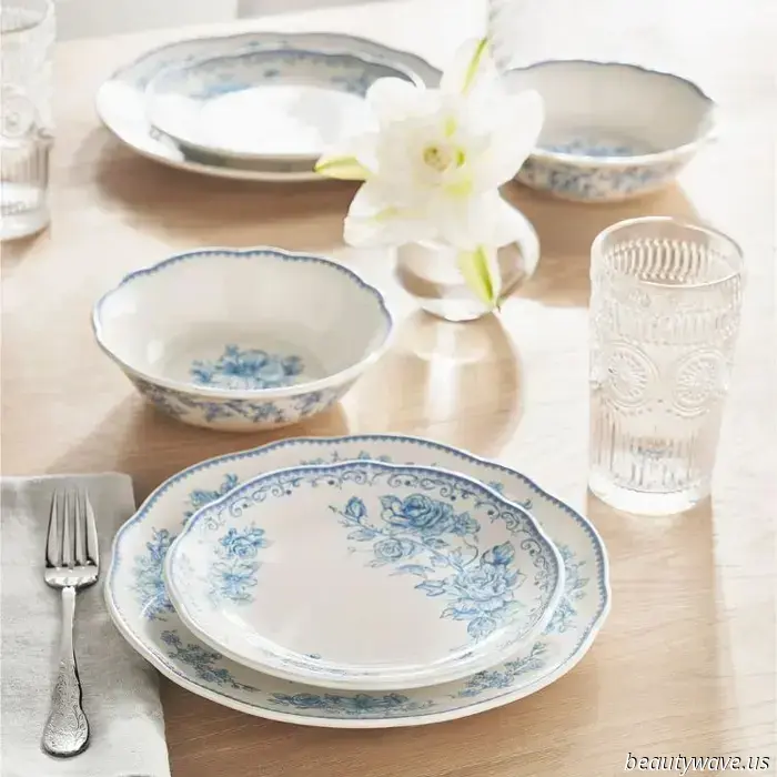 This popular decorating style is the look you’ll want to emulate all spring and summer.
