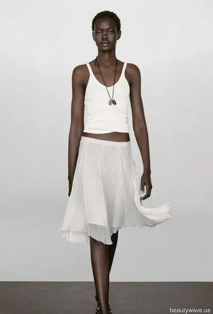 Chic and Opaque—Discover 9 White Tank Tops That Deserve a Spot in Your Closet