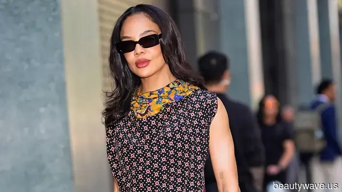 Not Leather, Suede, or Raffia—This Beautiful Summer Bag Trend Is Captivating the Most Stylish Women.