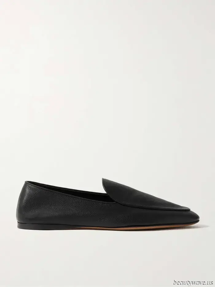 In SoHo, these three fashion items are regarded as essential treasures for every fashion enthusiast.