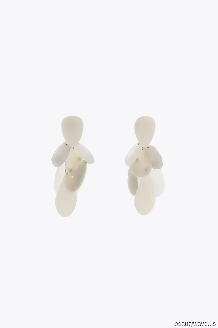 I Spend All Day Writing About Shopping—30 Stylish and Fun Accessories from Zara, Nordstrom, and Revolve