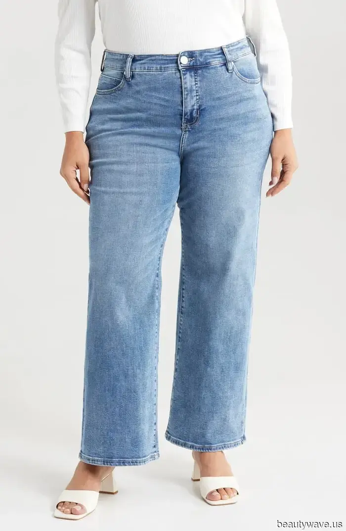 Sorry, Flats—This Spring, Everyone in Paris and NYC Is Wearing Only Jeans with Heels.