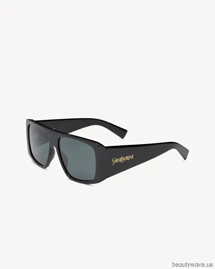 From VB to Olivia Dean, these were the most stylish celebrities of 2025.