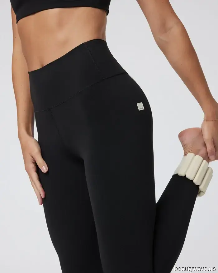 Кайя Гербер и Гвинет Пэлтроу носят эти леггинсы без остановки, поэтому я решила их попробовать.