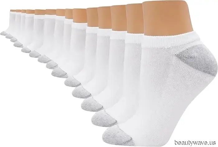 Leggings! Reggiseni! Set da lounge! 30 dei migliori affari di intimo e abbigliamento sportivo su Amazon Prime che non vuoi perdere