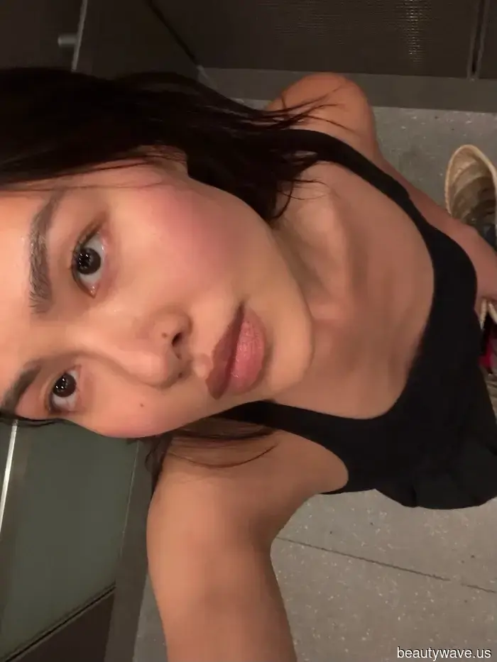 Radiant Skin! Gleam! Alluring Eyes! The Hottest Makeup Trends of Summer Are Heating Up