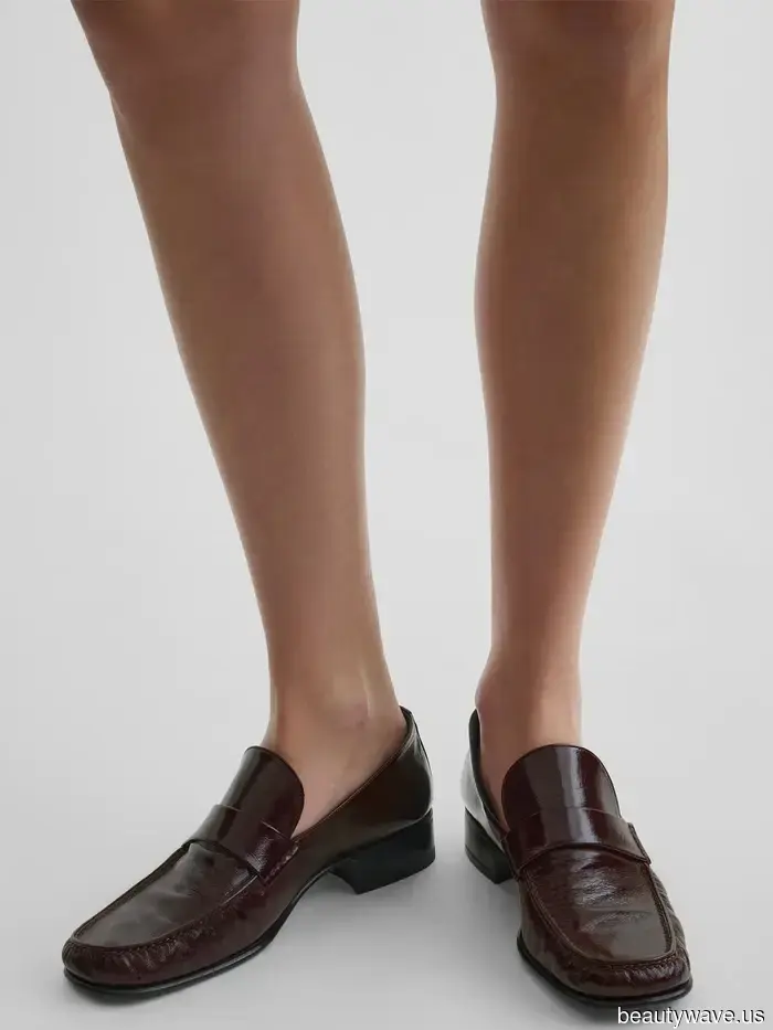 The secret to effortless, stylish outfits may have been quietly nestled in the men's section all this time.