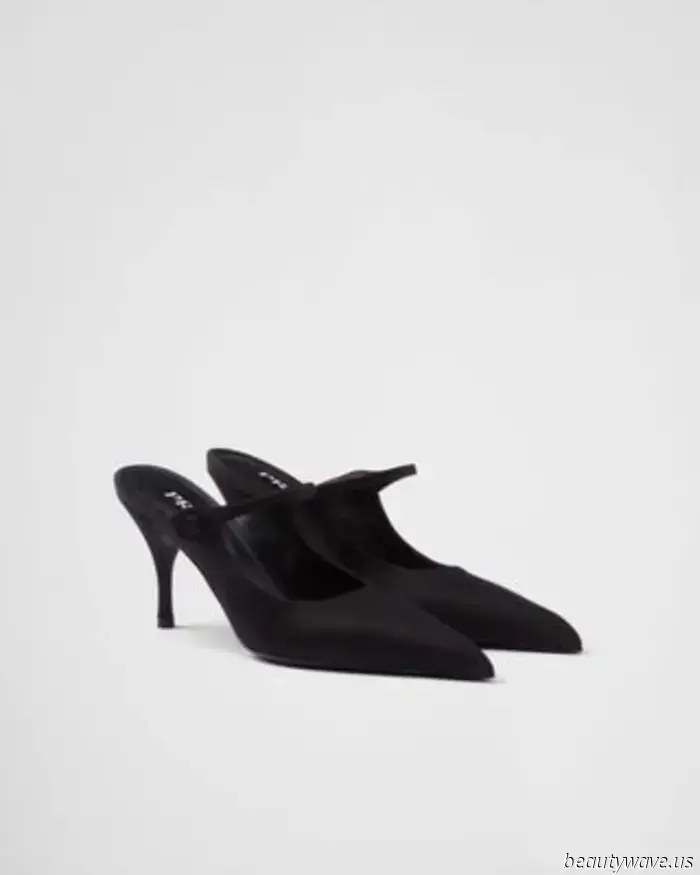 Improvvisamente, ogni persona di moda di classe a Parigi indossa questa elegante tendenza scarpe col tacco